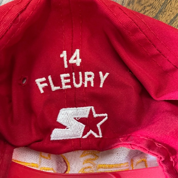 Red Fleury Embroidered Cap - Picture 3 of 5